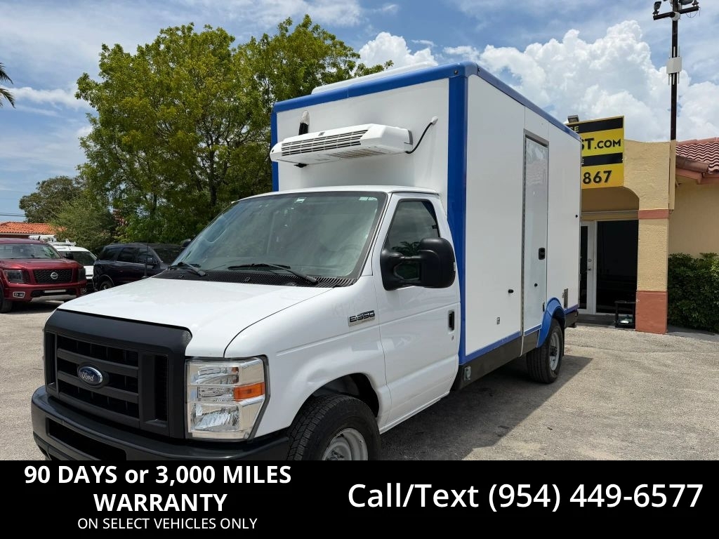2024 FORD ECONOLINE in Miami, FL
