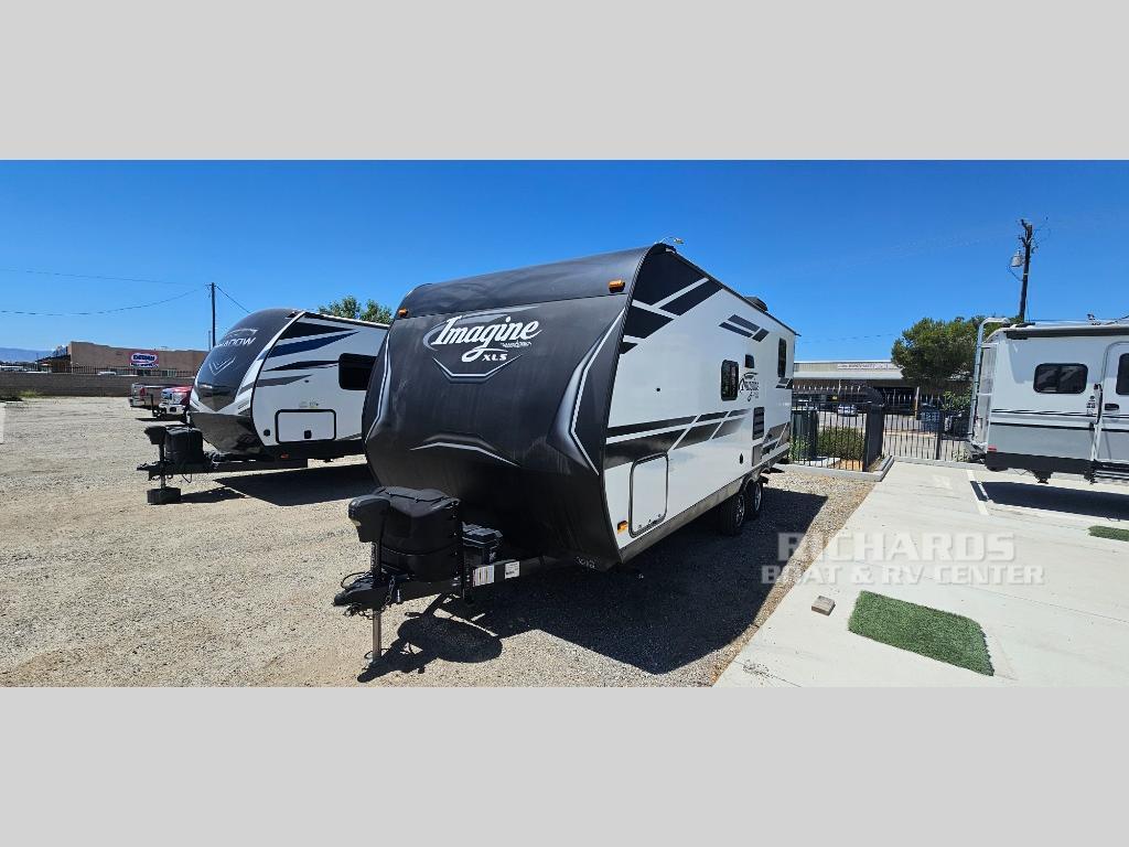 2021 Grand Design Imagine XLS 21BHE in lancaster CA