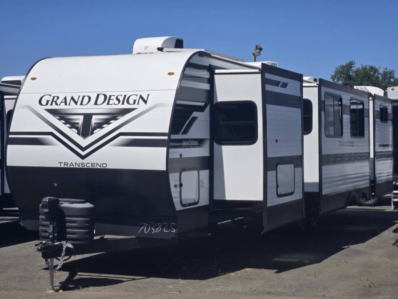 A photo of this 2026 Grand Design Transcend 335BHT