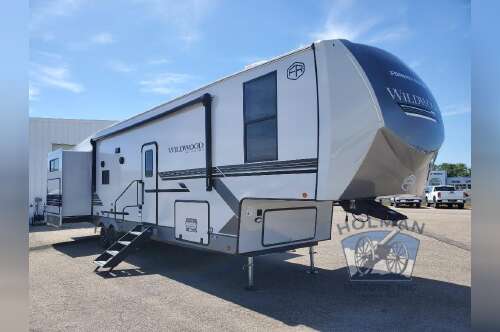 2027 Forest River Rv Wildwood Heritage Glen 356QB in batavia OH