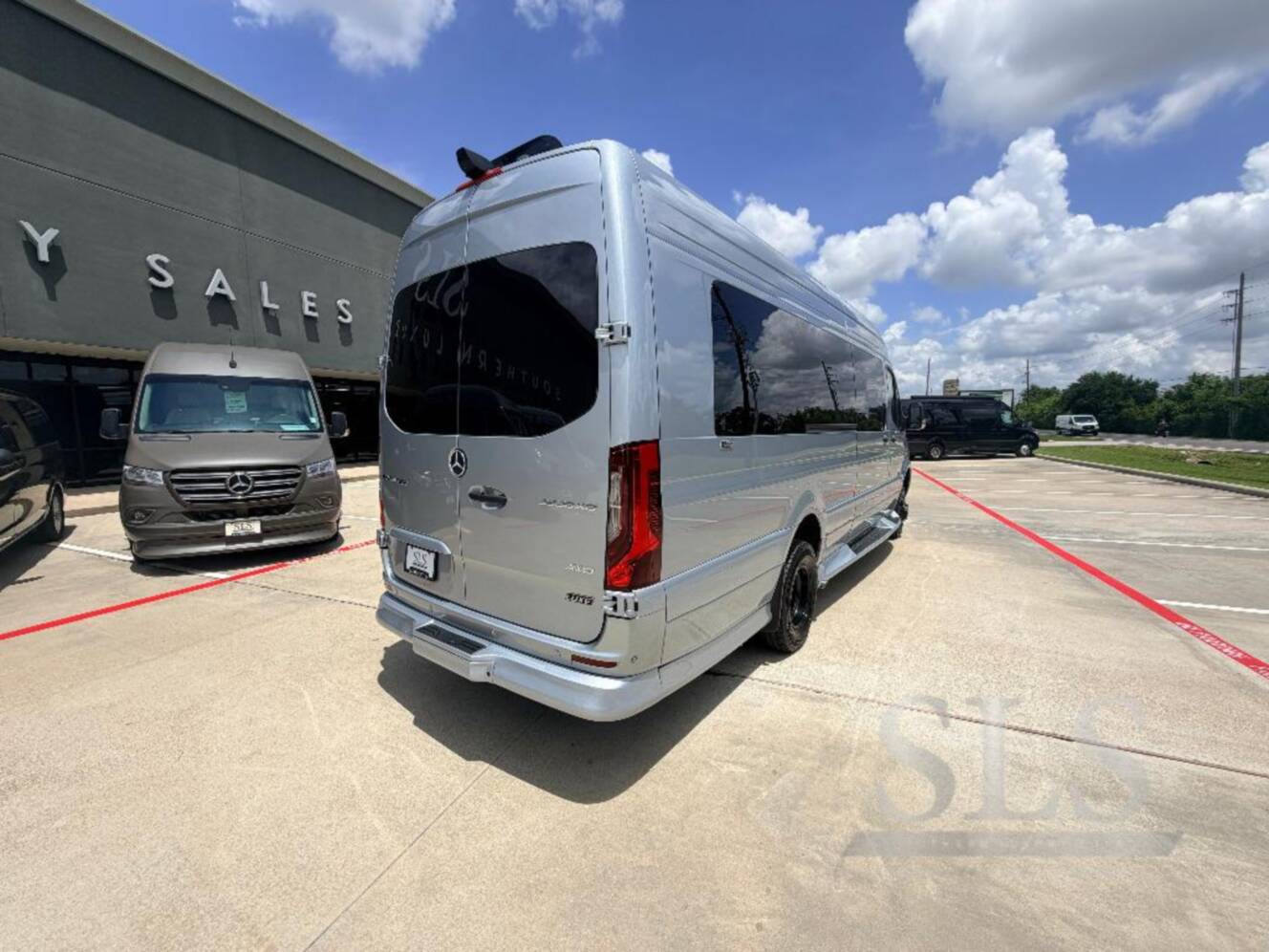 A photo of this 2027 Midwest Automotive Designs Luxe Cruiser D6 AWD 170 EXT