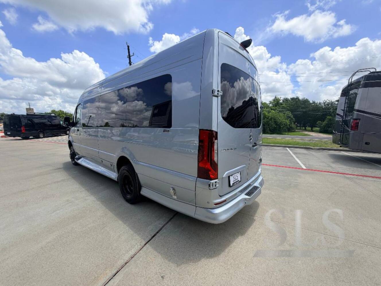 A photo of this 2027 Midwest Automotive Designs Luxe Cruiser D6 AWD 170 EXT