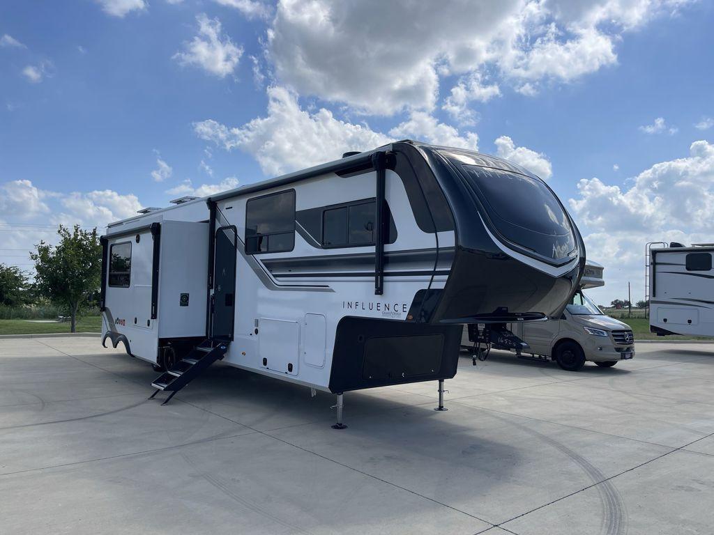 2027 Grand Design Influence 3804DS in sanger TX
