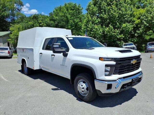 2026 CHEVROLET Silverado 3500 HD Enclosed Service Truck in Big Stone Gap, VA
