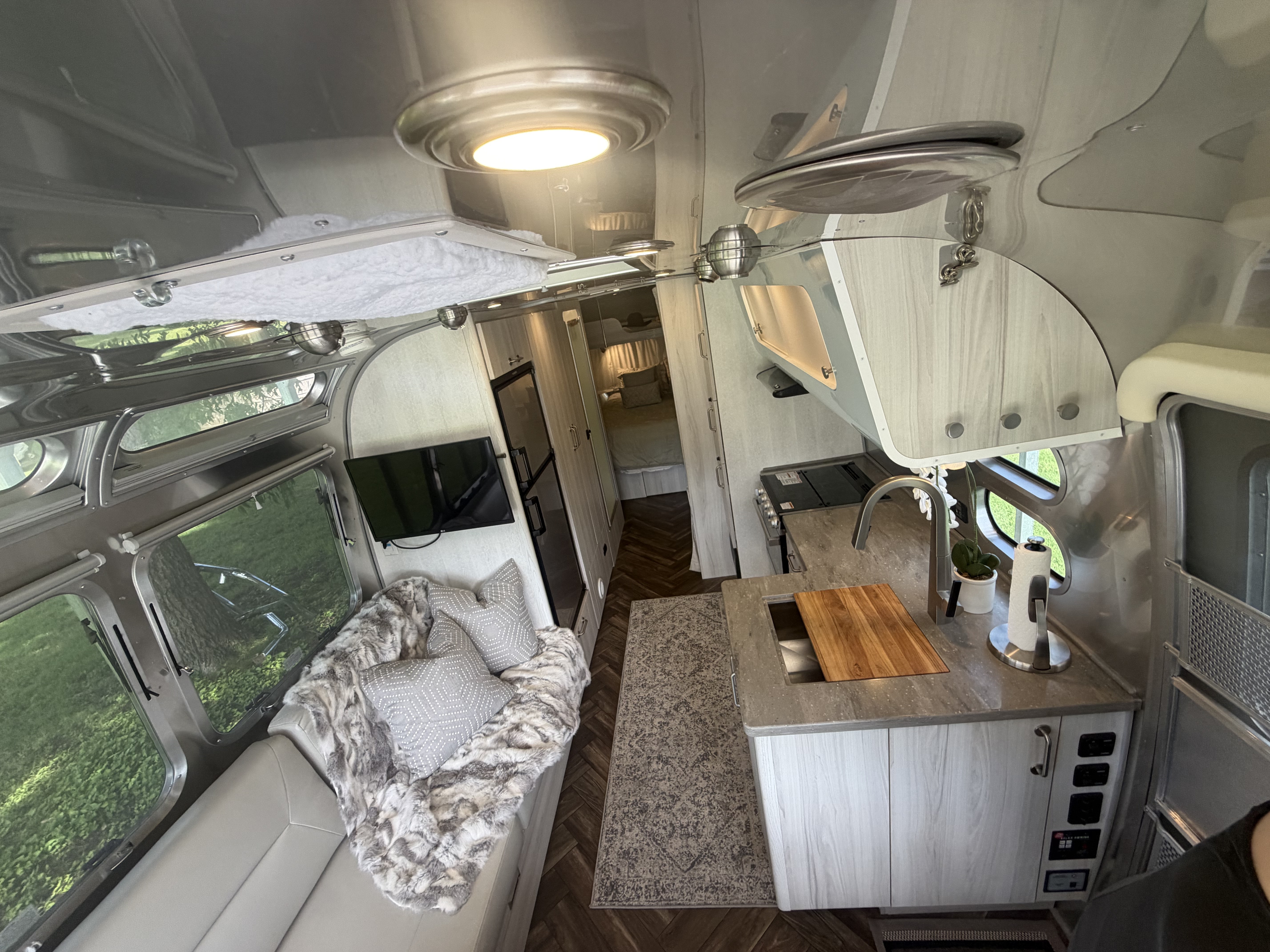2021 Airstream INTERNATIONAL SERENITY 27FBQ RV