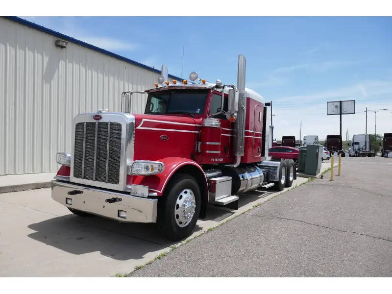 2020 PETERBILT 389