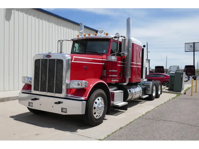 2021 PETERBILT 389