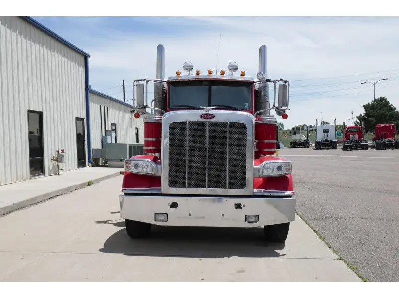 2021 PETERBILT 389