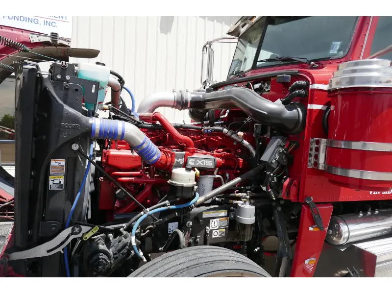 2021 PETERBILT 389