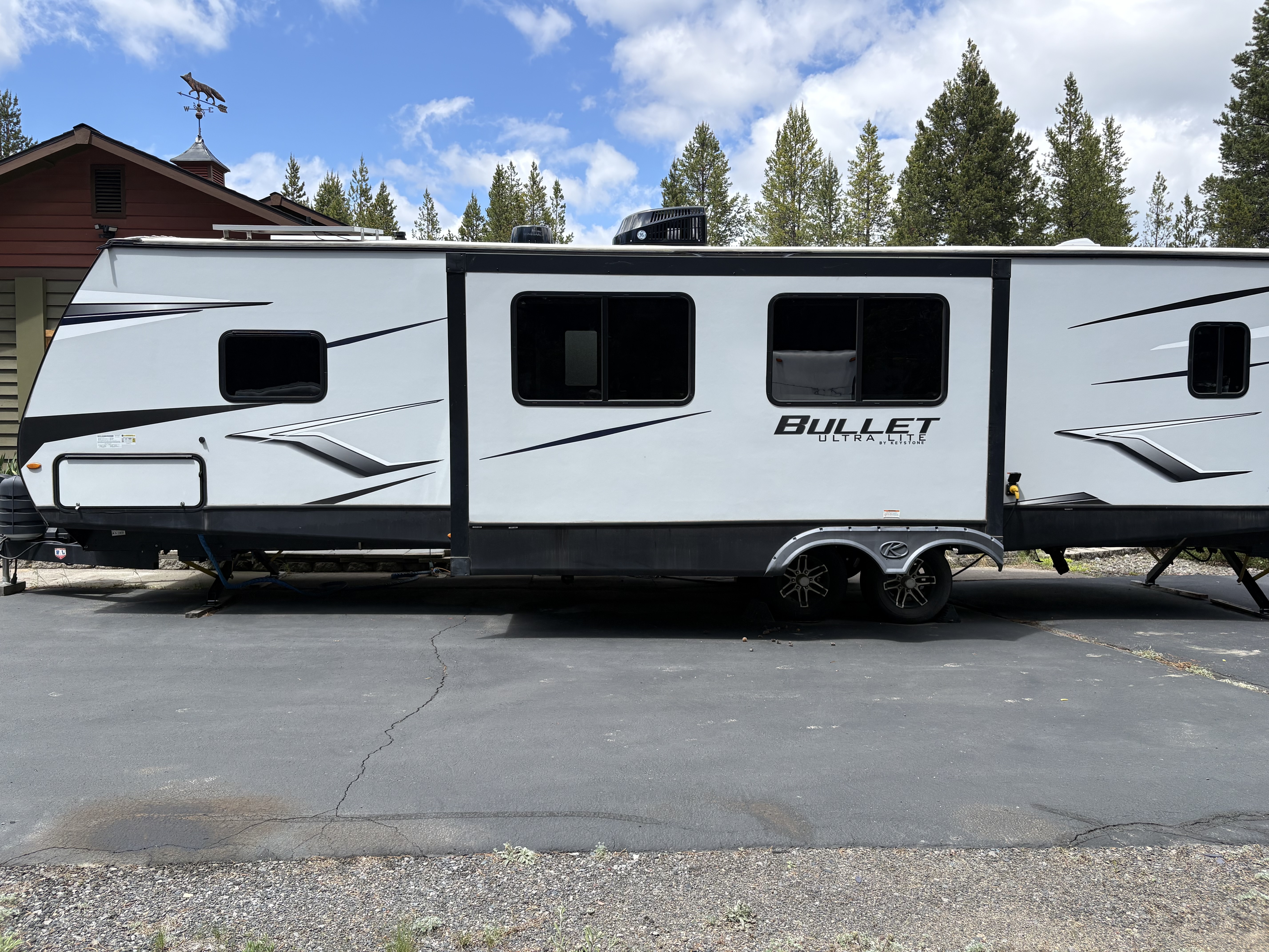 2022 Keystone BULLET ULTRA LITE 330BHS RV