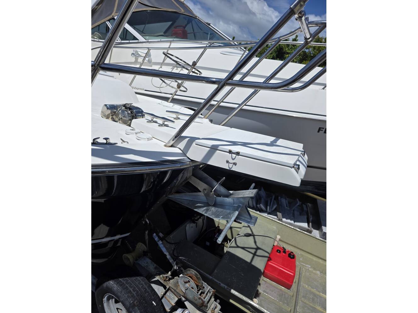 A photo of this 2012 Cutwater 26 Pocket Cruiser
