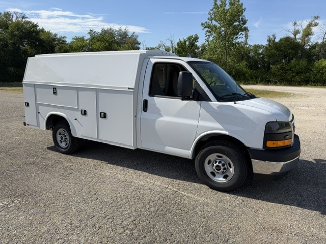 2026 GMC SAVANA CUTAWAY in Glen Ellyn, IL