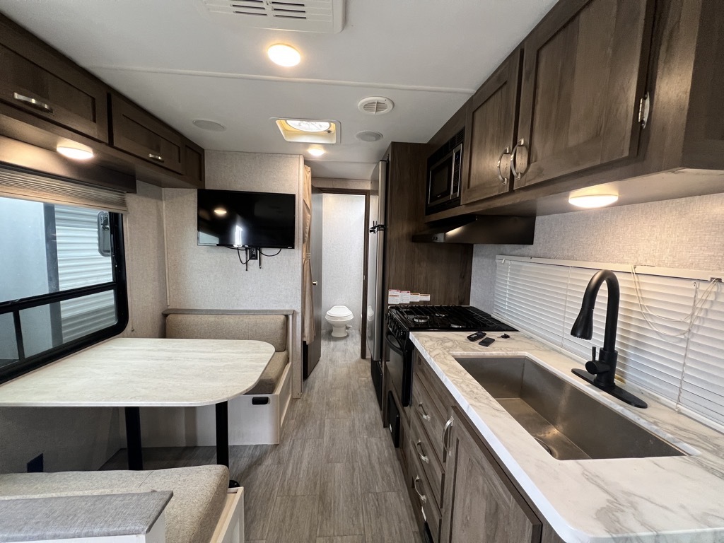 2021 Forest River East to West 27KNS RV