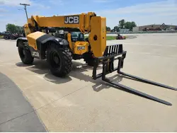 2023 JCB 507-42