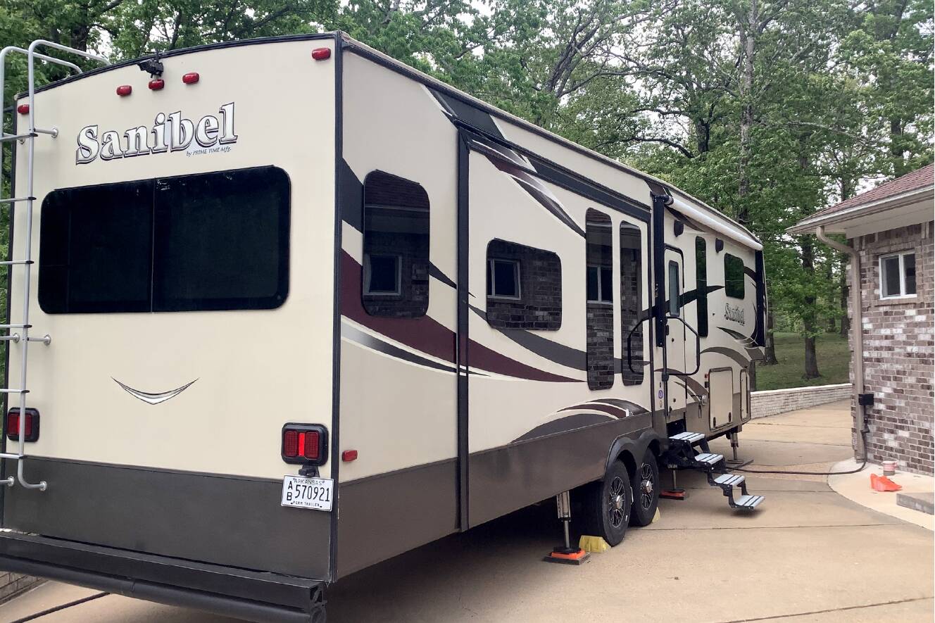 A photo of this 2017 Prime Time SANIBEL 3851