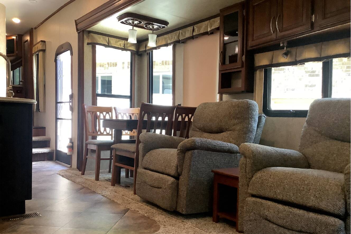 A photo of this 2017 Prime Time SANIBEL 3851