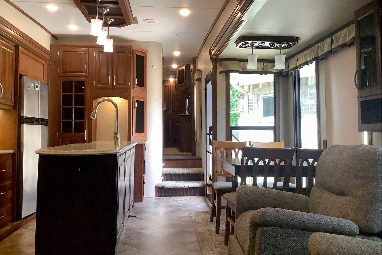 A photo of this 2017 Prime Time SANIBEL 3851
