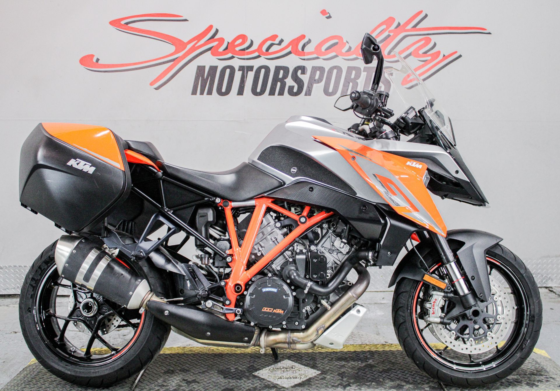 2016 KTM 1290 Super Duke R SUPER DUKE R in Sacramento, CA