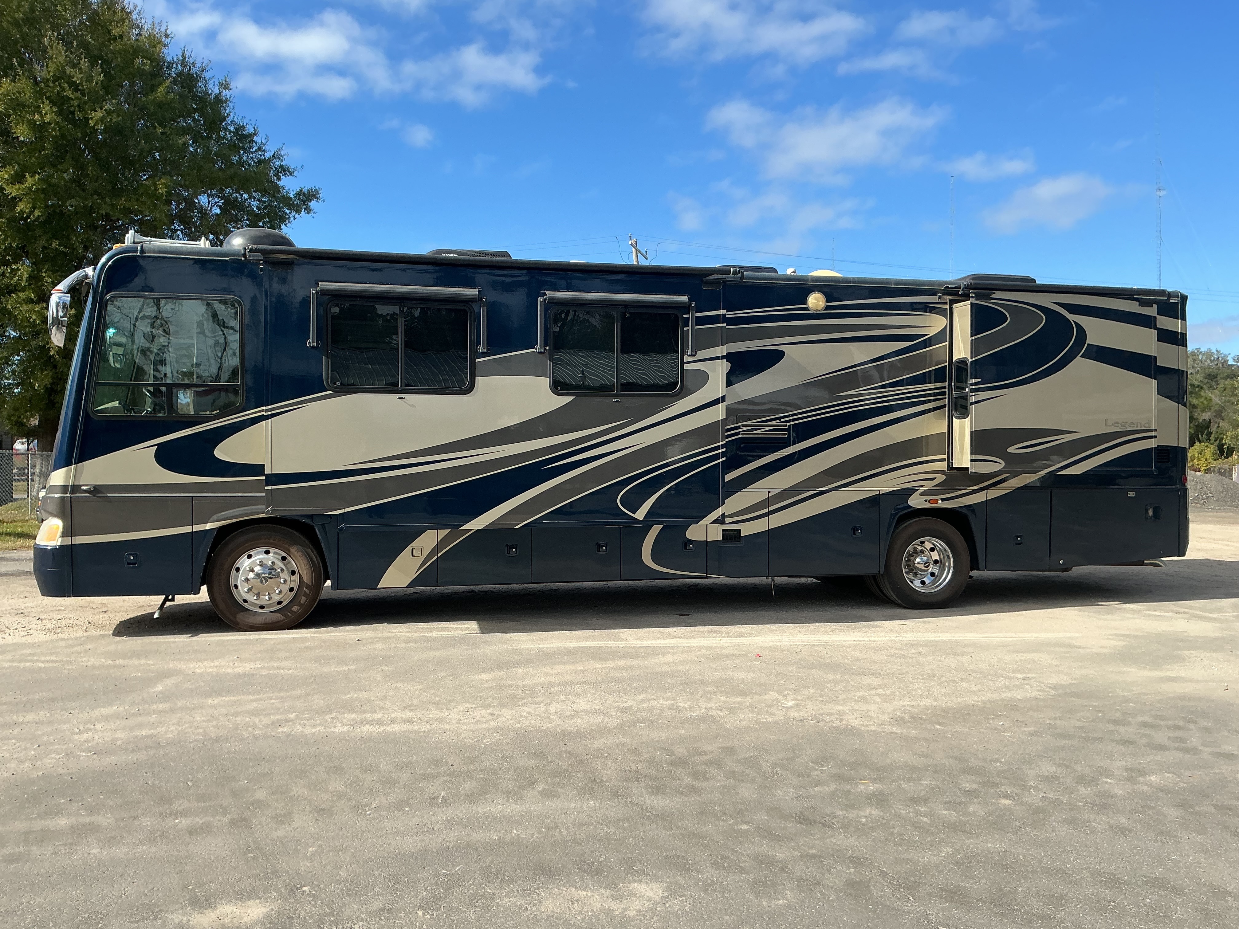 2007 Coachmen SPORTSCOACH LEGEND 400DS in jacksonville FL