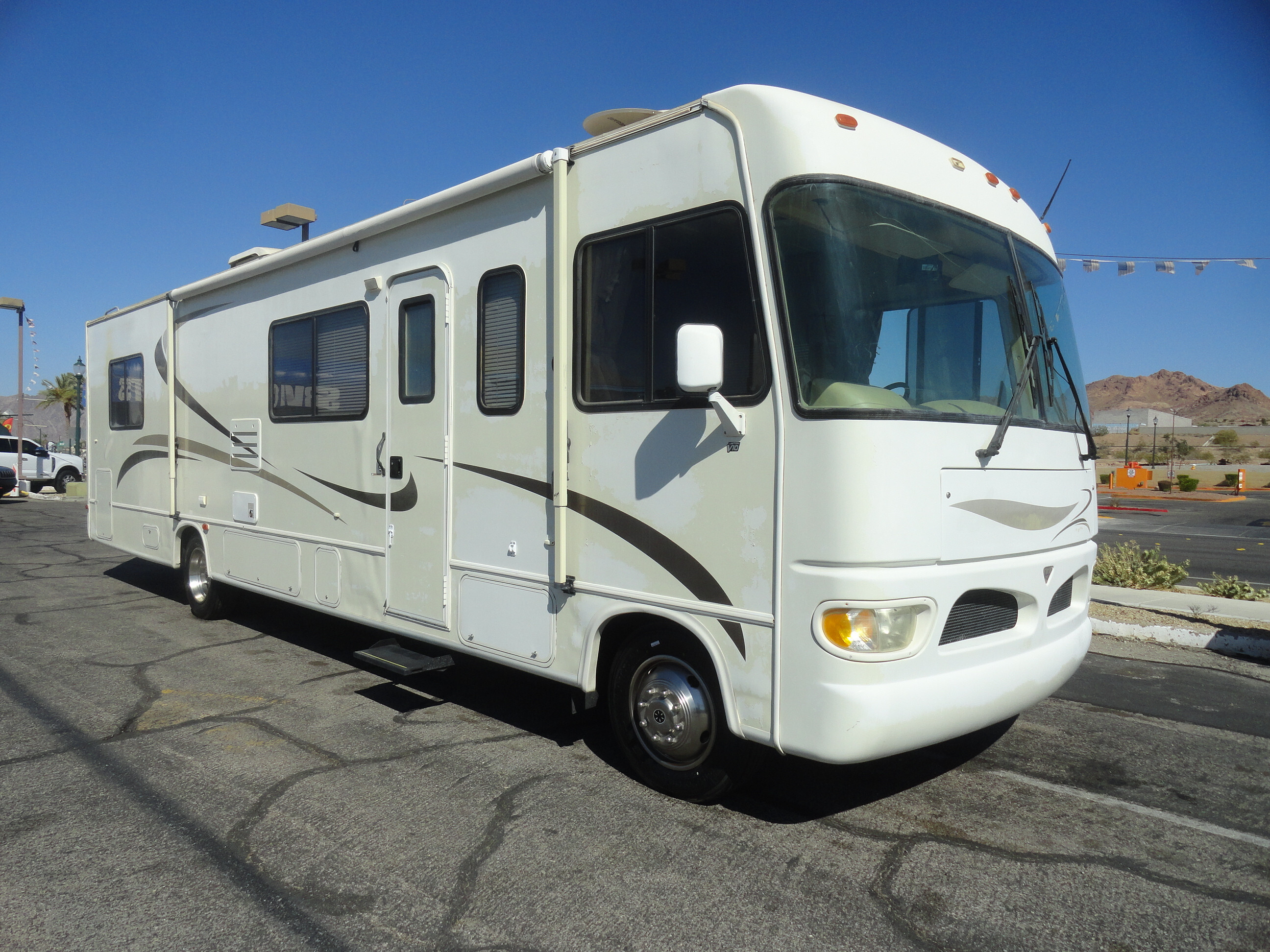 2000 Four Winds Hurricane 34K in boulder city NV