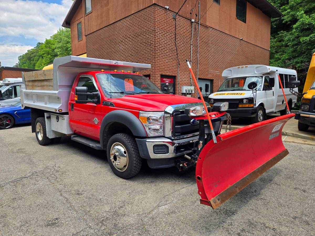 2016 FORD F450 XL in Allison Park, PA