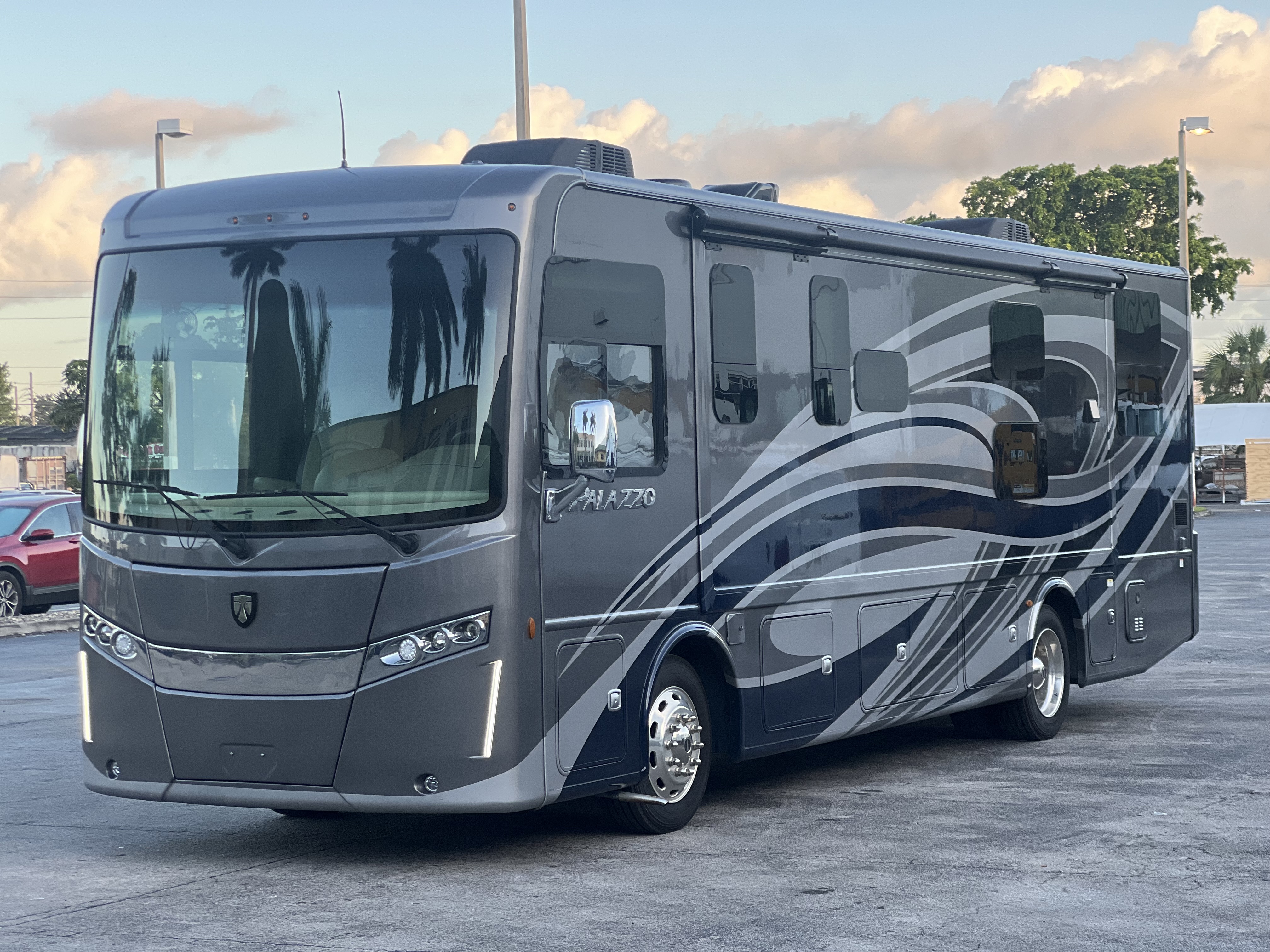 2021 Thor Motor Coach PALAZZO 33 5 in hialeah FL
