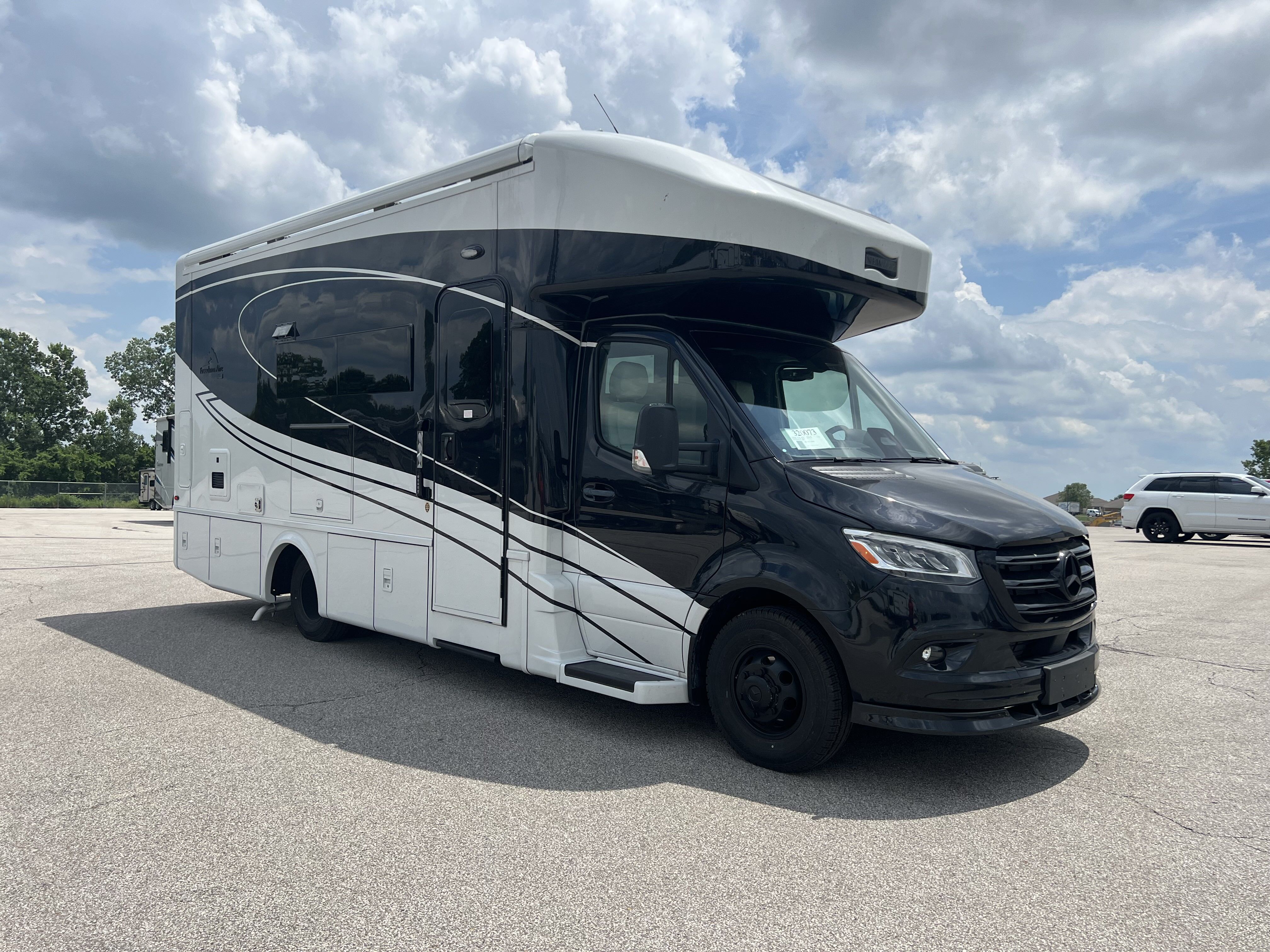 2026 Newmar Freedom Aire 2515 RV