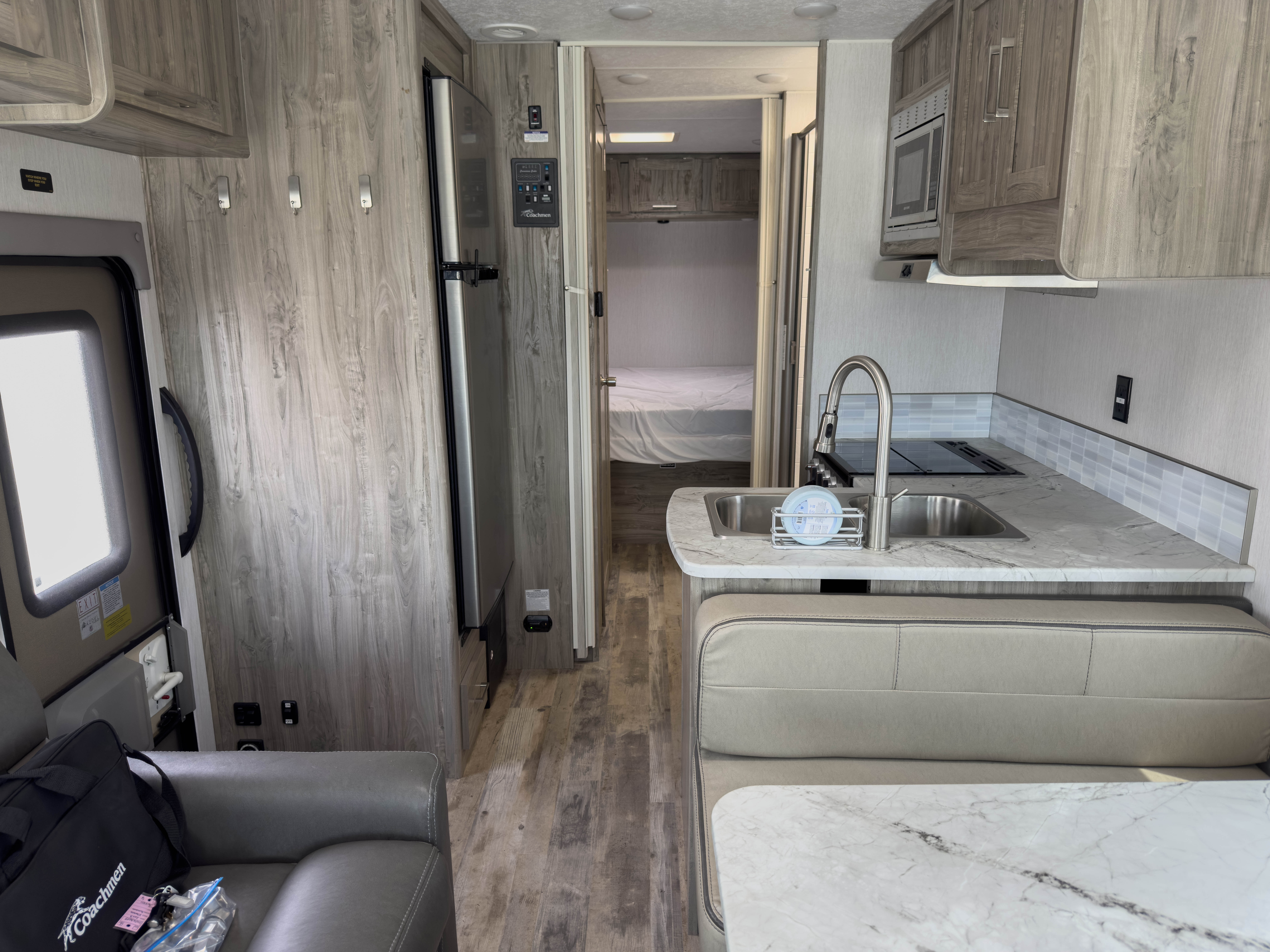 2021 Coachmen Pursuit 27XPS in belton MO