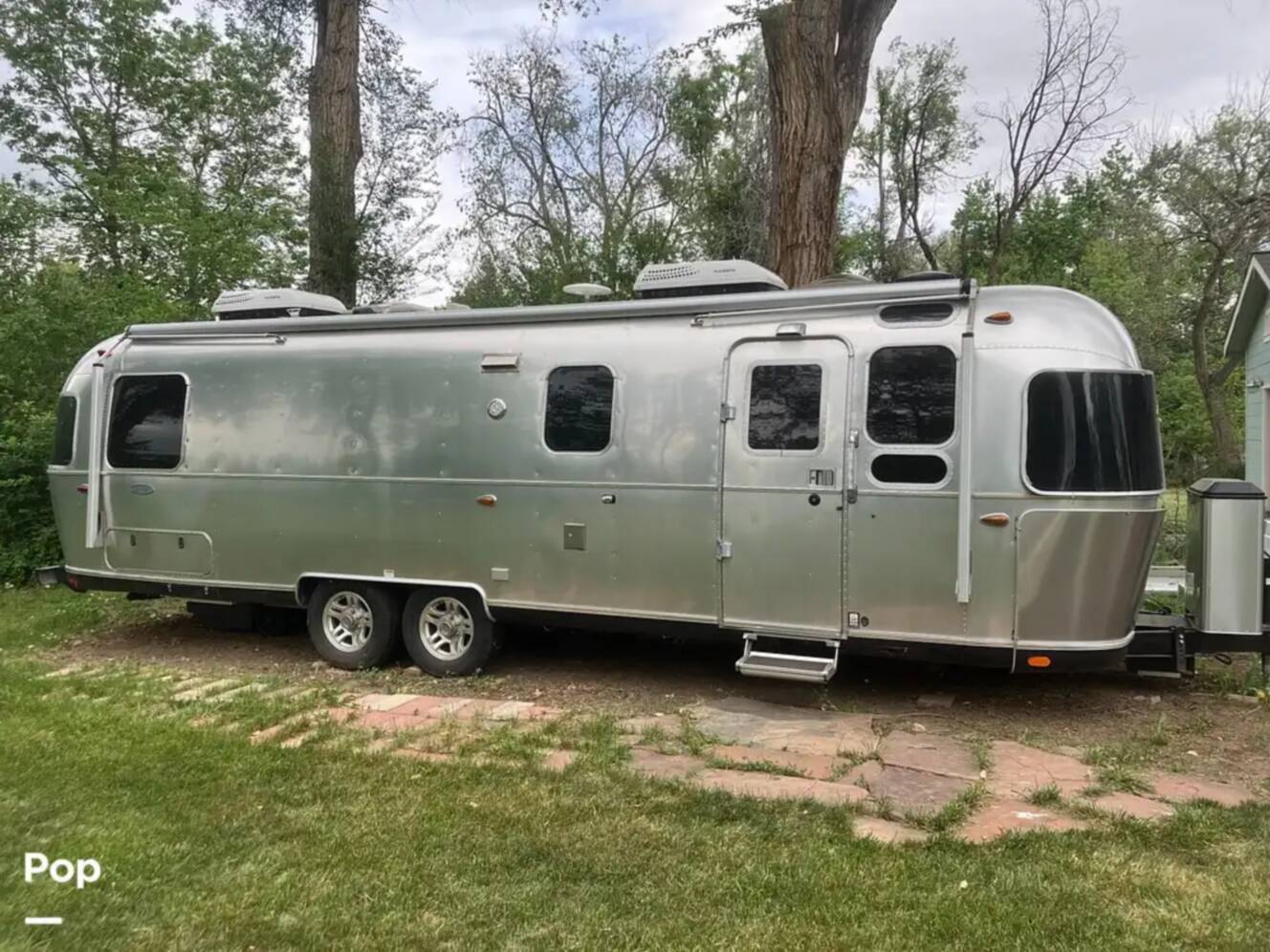 A photo of this 2018 Airstream Classic