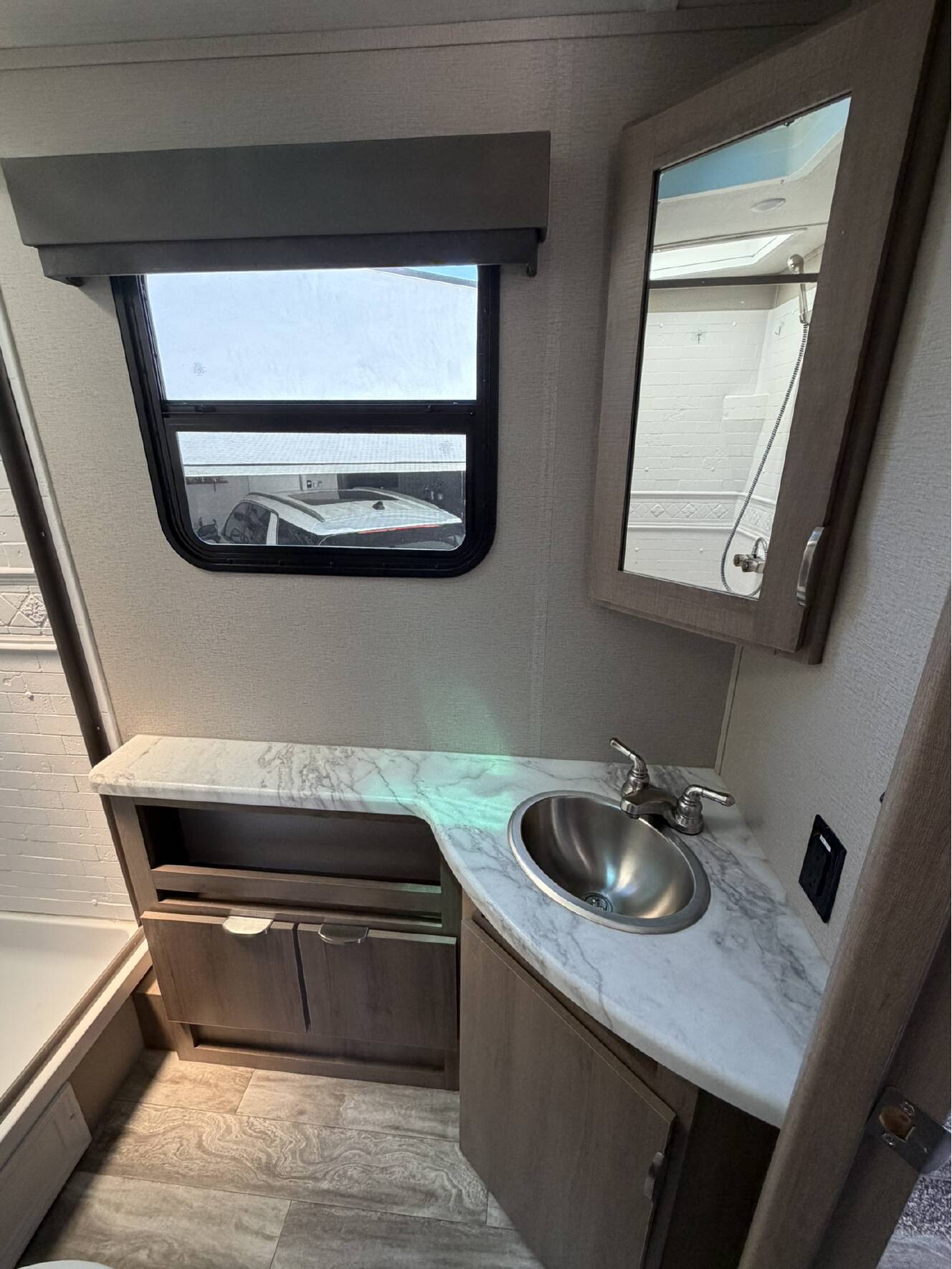 A photo of this 2021 Grand Design IMAGINE 2800BH