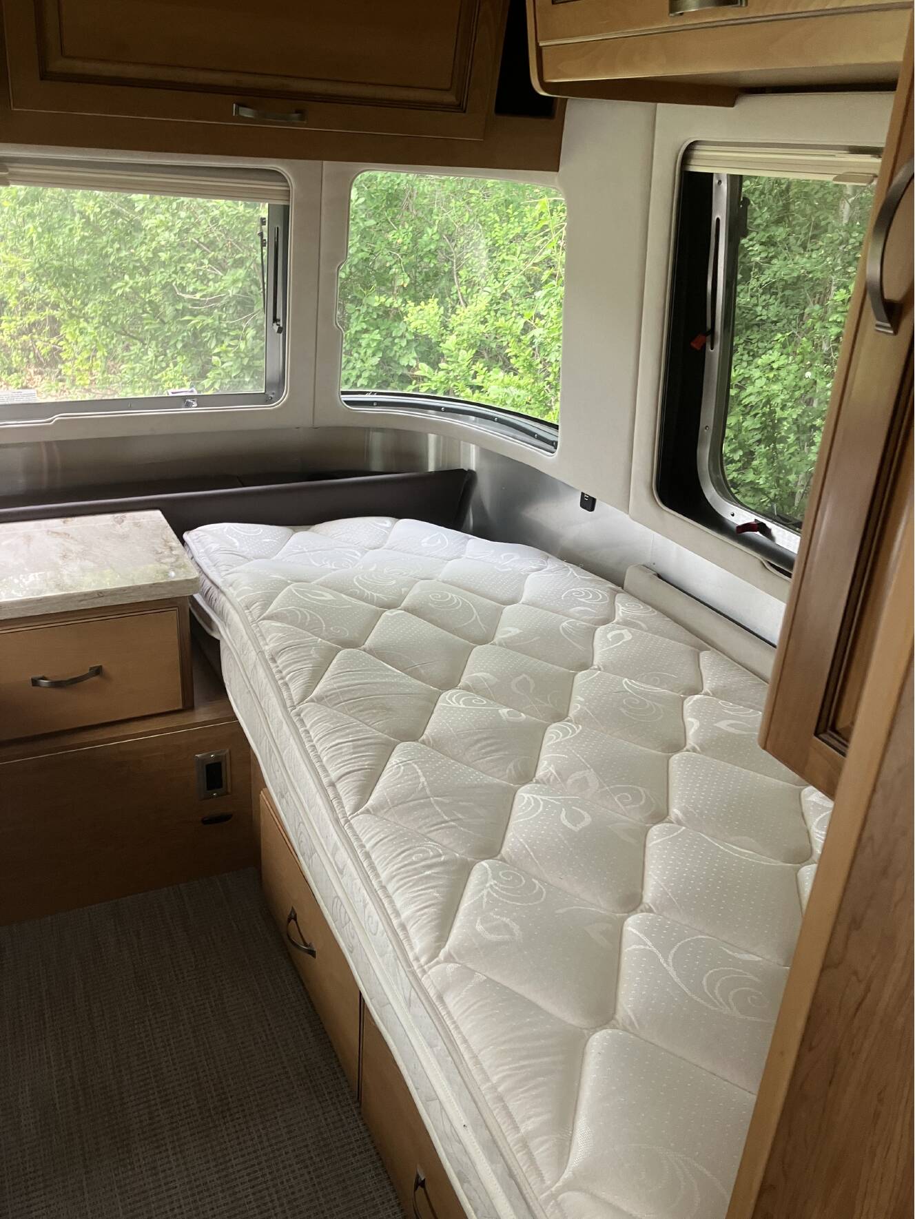 A photo of this 2018 Airstream Classic