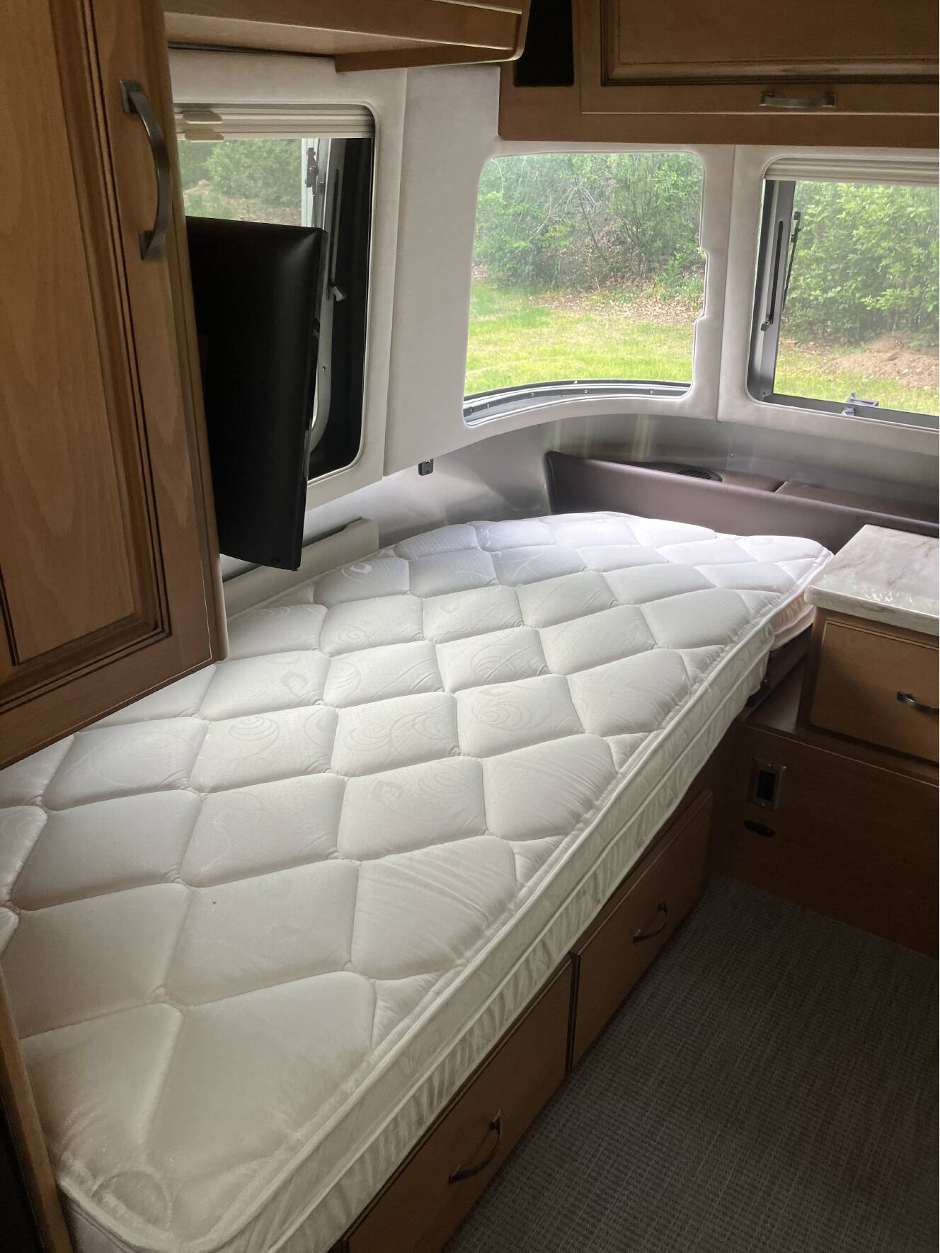 A photo of this 2018 Airstream Classic