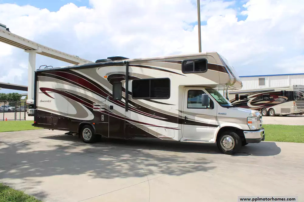 2013 Forest River Sunseeker 2860DS in houston TX