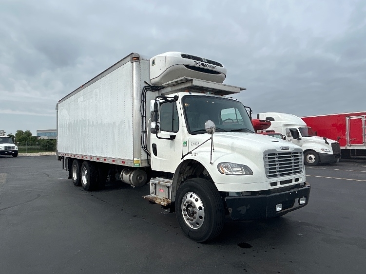 2019 FREIGHTLINER BUSINESS CLASS M2 106 in Columbus, OH