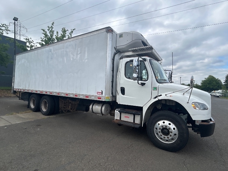 2019 FREIGHTLINER BUSINESS CLASS M2 106 in Clackamas, OR
