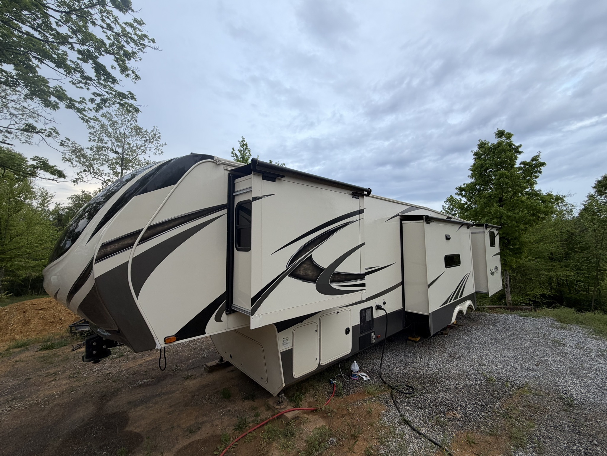 2020 Grand Design SOLITUDE S-CLASS 3740BH-R in lenoir city TN