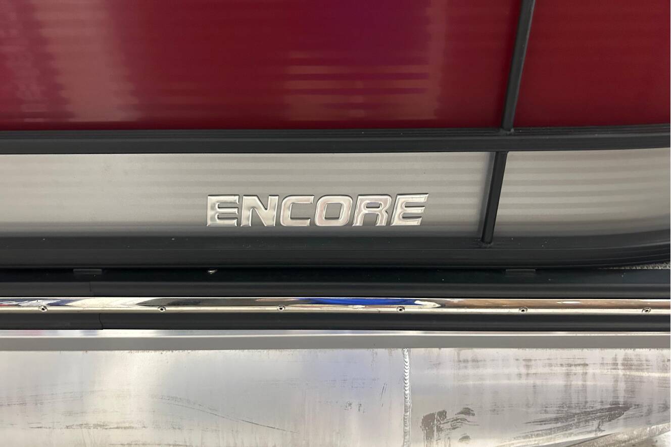 A photo of this 2022 Manitou 25 Encore