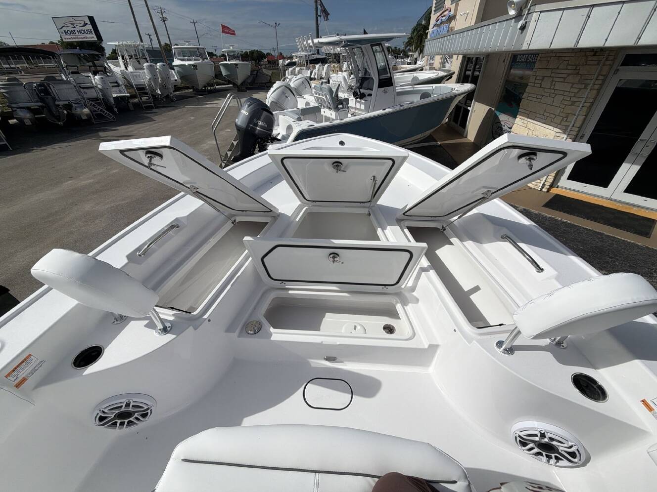 A photo of this 2026 Sportsman 267 Masters