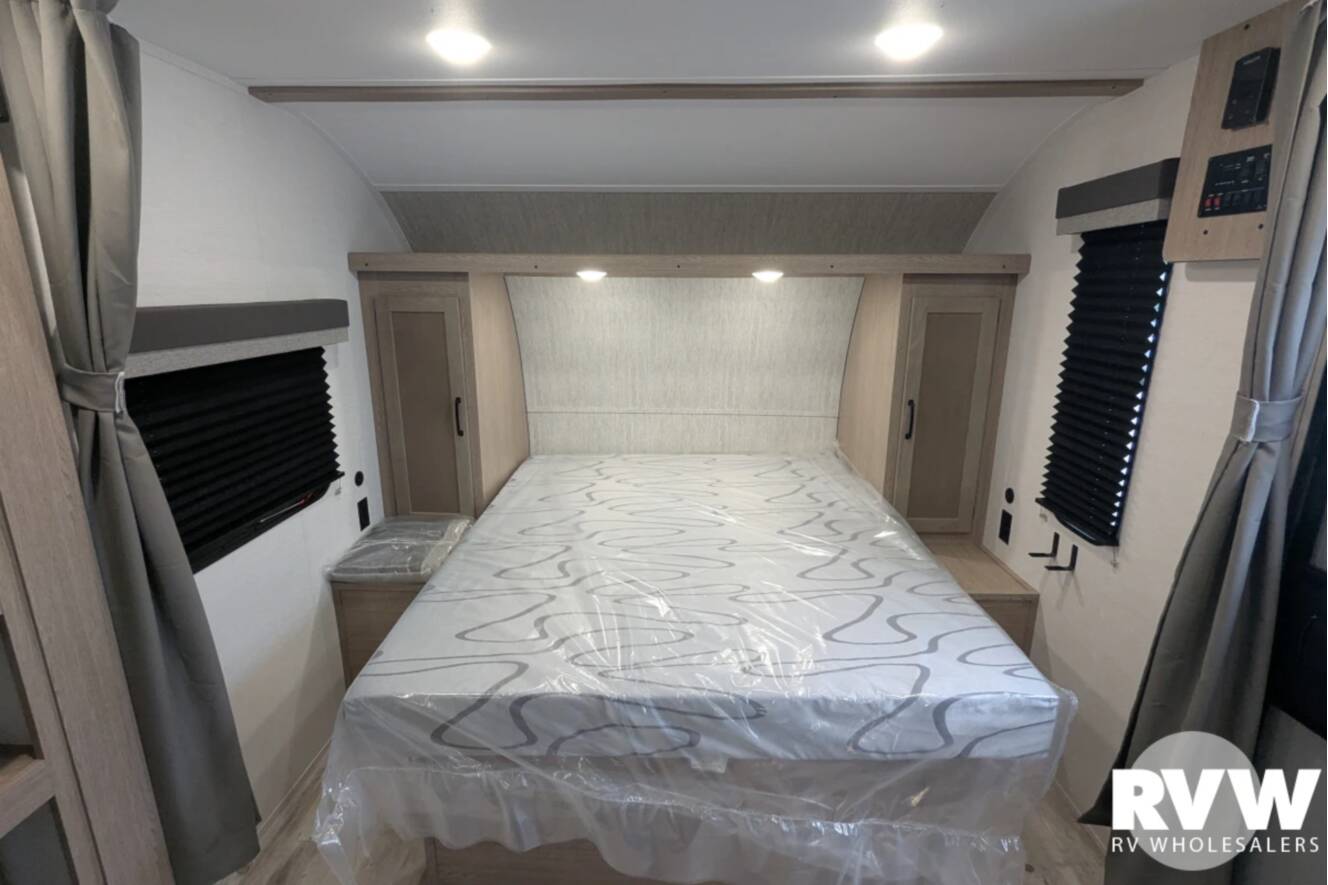 A photo of this 2027 Gulf Stream Ameri-Lite Ultra Lite 228SB