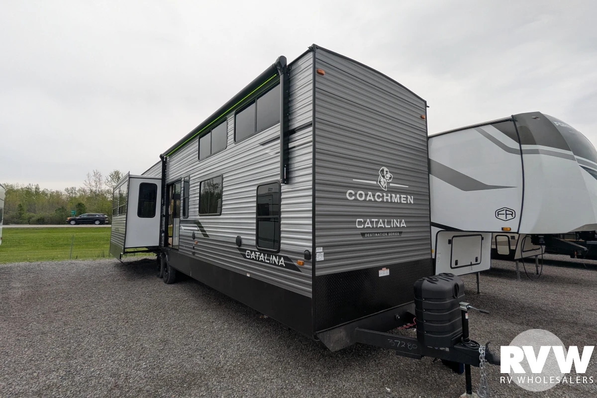 2027 Coachmen Catalina Destination 43CONDO in lakeview OH