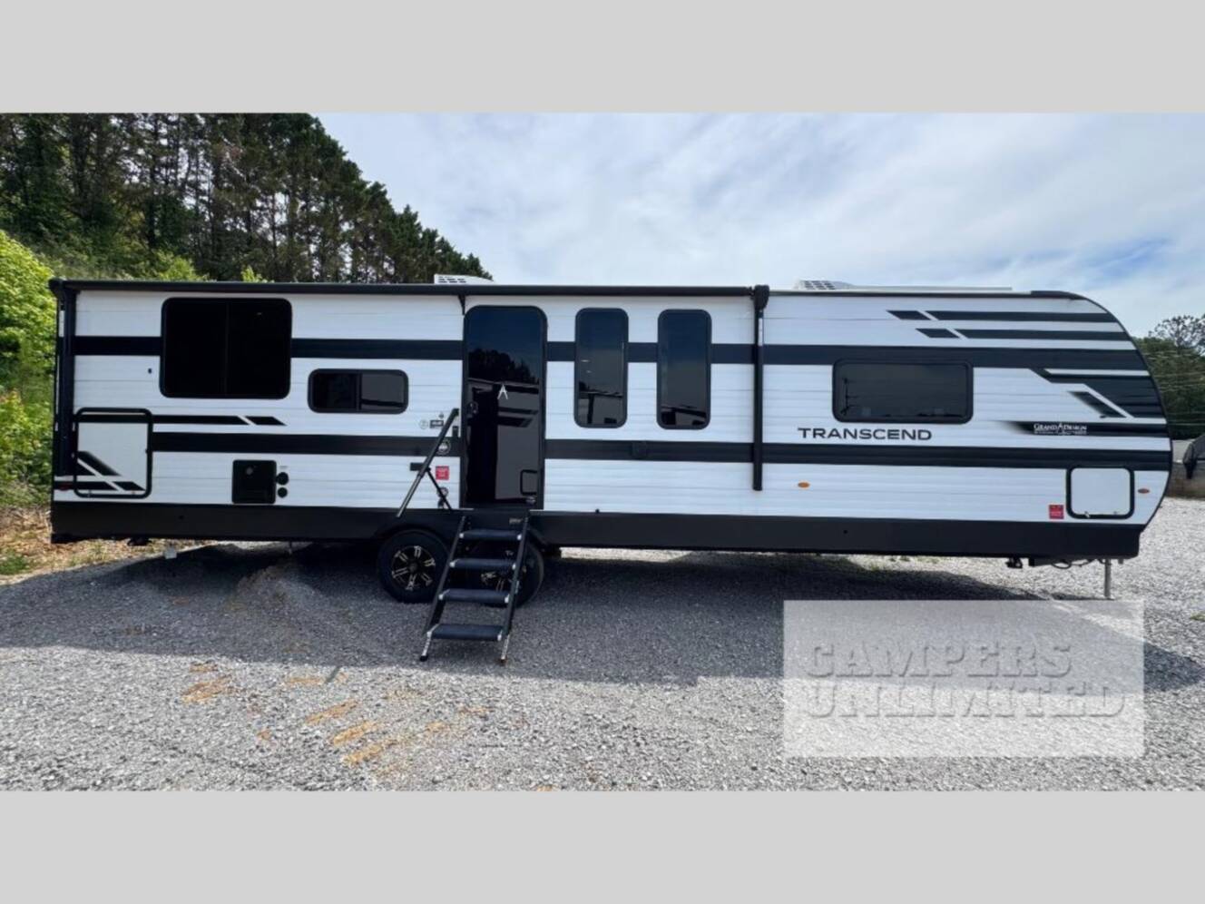 A photo of this 2026 Grand Design Transcend Xplor 315RKT
