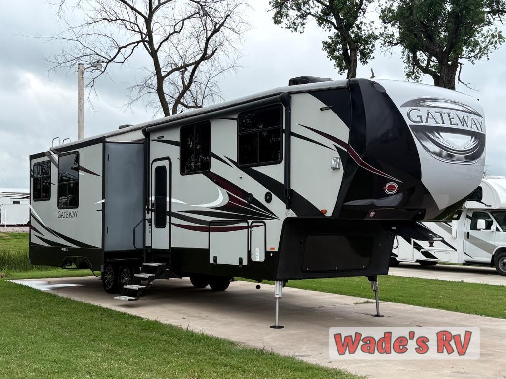 2018 Heartland Gateway 3712 RDMB in goldsby OK