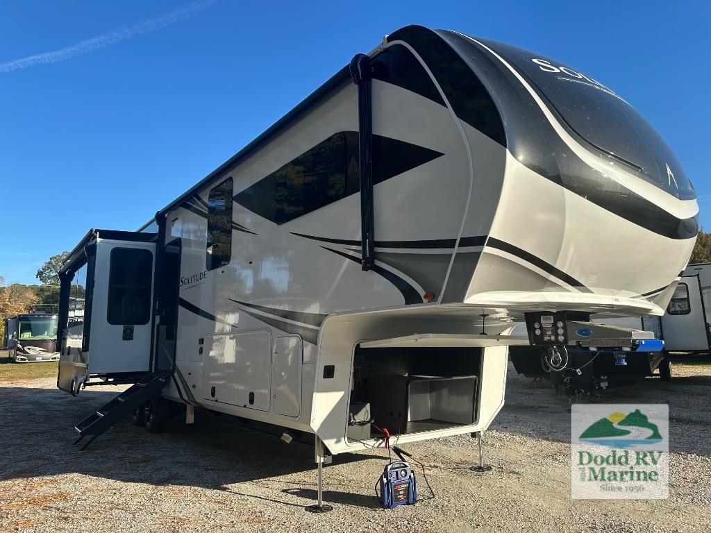2026 Grand Design Solitude 370DV in yorktown VA