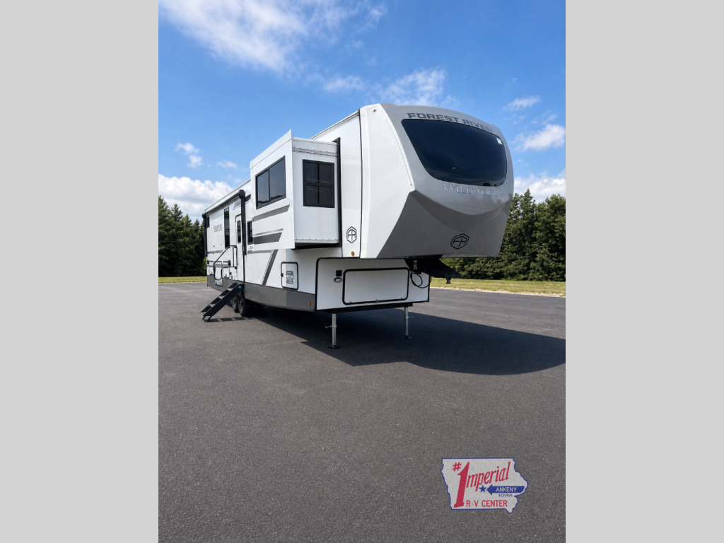 2027 Forest River Rv Wildwood Heritage Glen Elite Series 36FL in ankeny IA