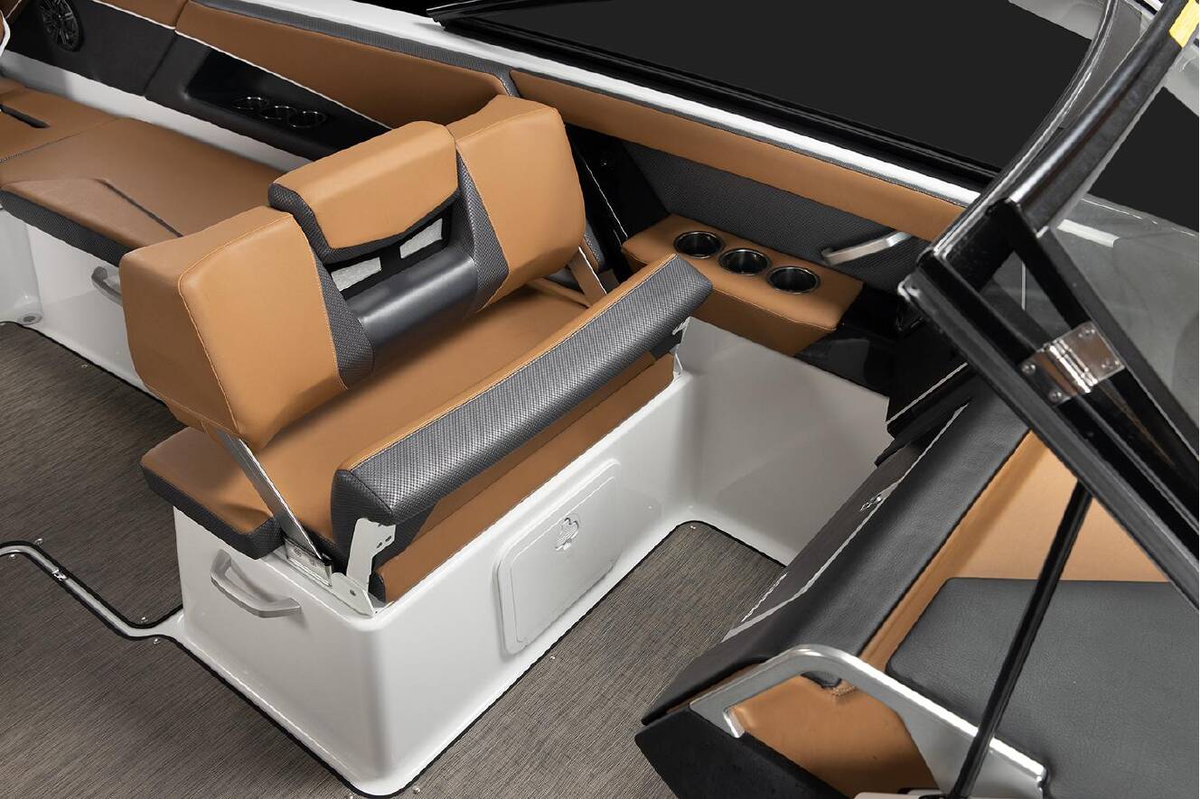 A photo of this 2021 Scarab 285 ID