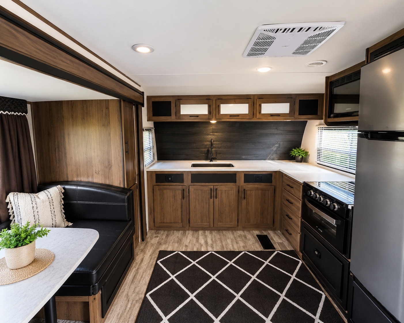 2021 Prime Time AVENGER 24FKS in wixom MI
