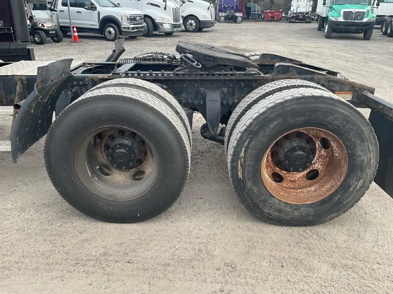 2018 FREIGHTLINER CASCADIA 126