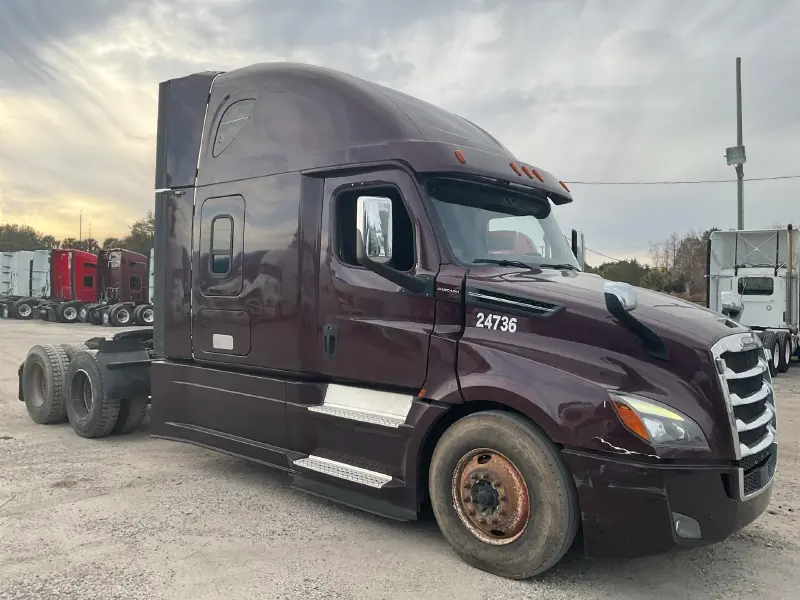 2018 FREIGHTLINER CASCADIA 126