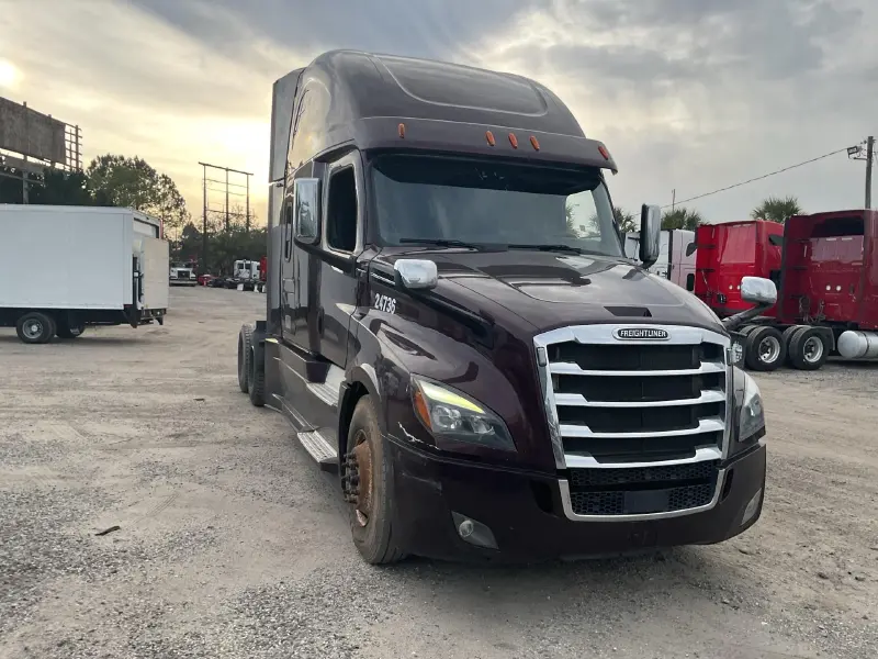 2018 FREIGHTLINER CASCADIA 126