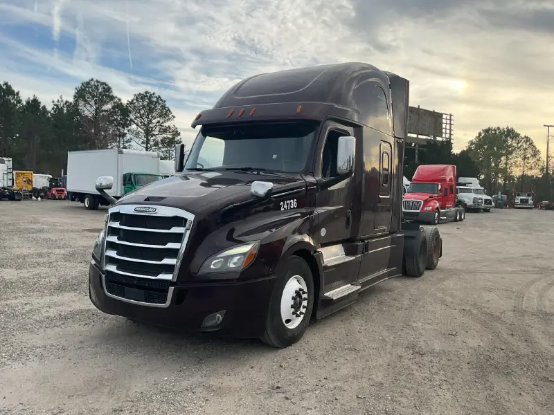 2018 FREIGHTLINER CASCADIA 126